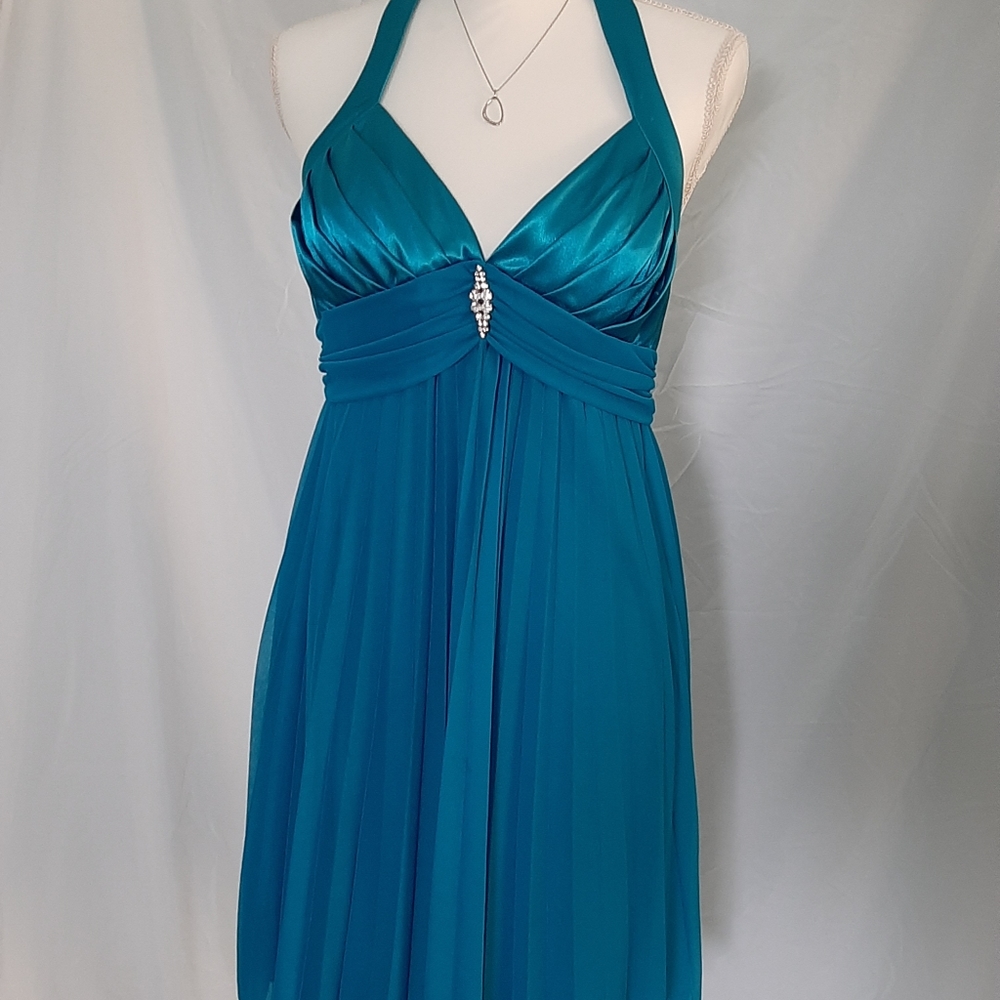 Teens size Large Formal Dress Knee length